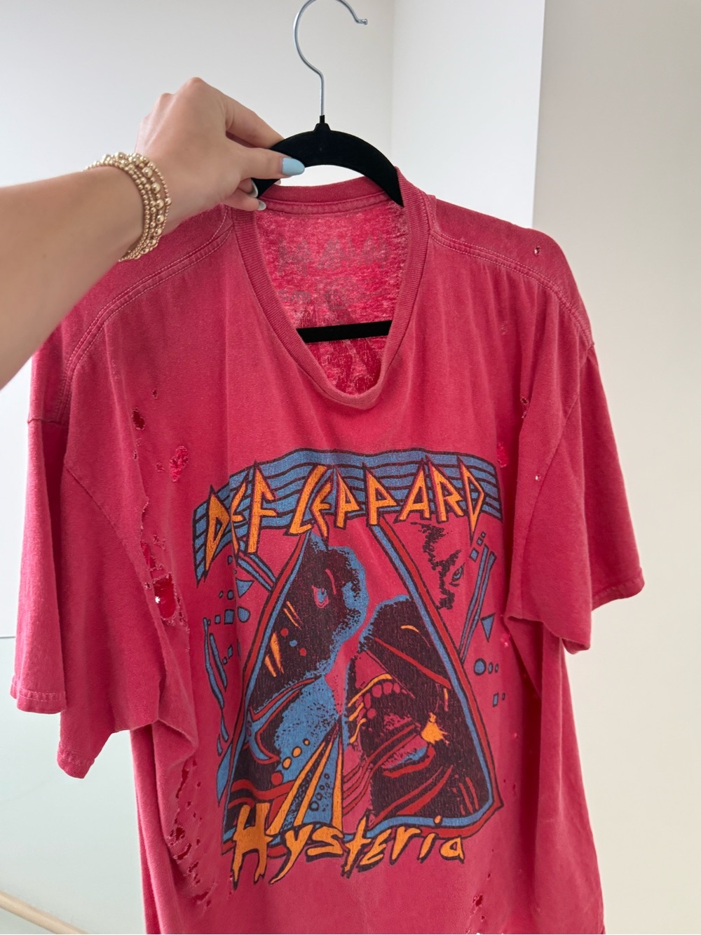 Urban Outfitters Def Leppard Hysteria Graphic Oversized Tee - Red